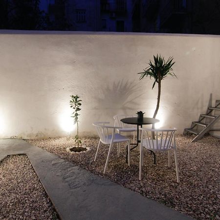 אתונה Patio Apartment Near Metro & Acropolis מראה חיצוני תמונה